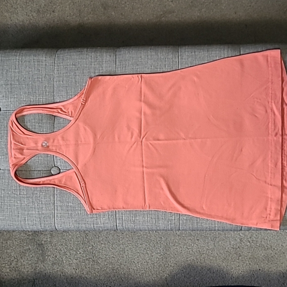 Lululemon racerback tank Sz 4 - Picture 1 of 2